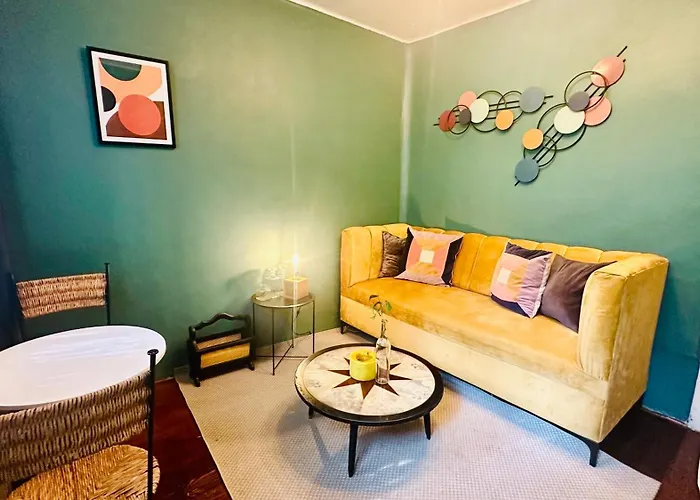 The Simple Life - Tiny In Roma Sur Apartment Mexico City